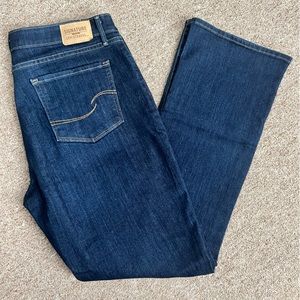 Signature Gold Levi Strauss bootcut jeans